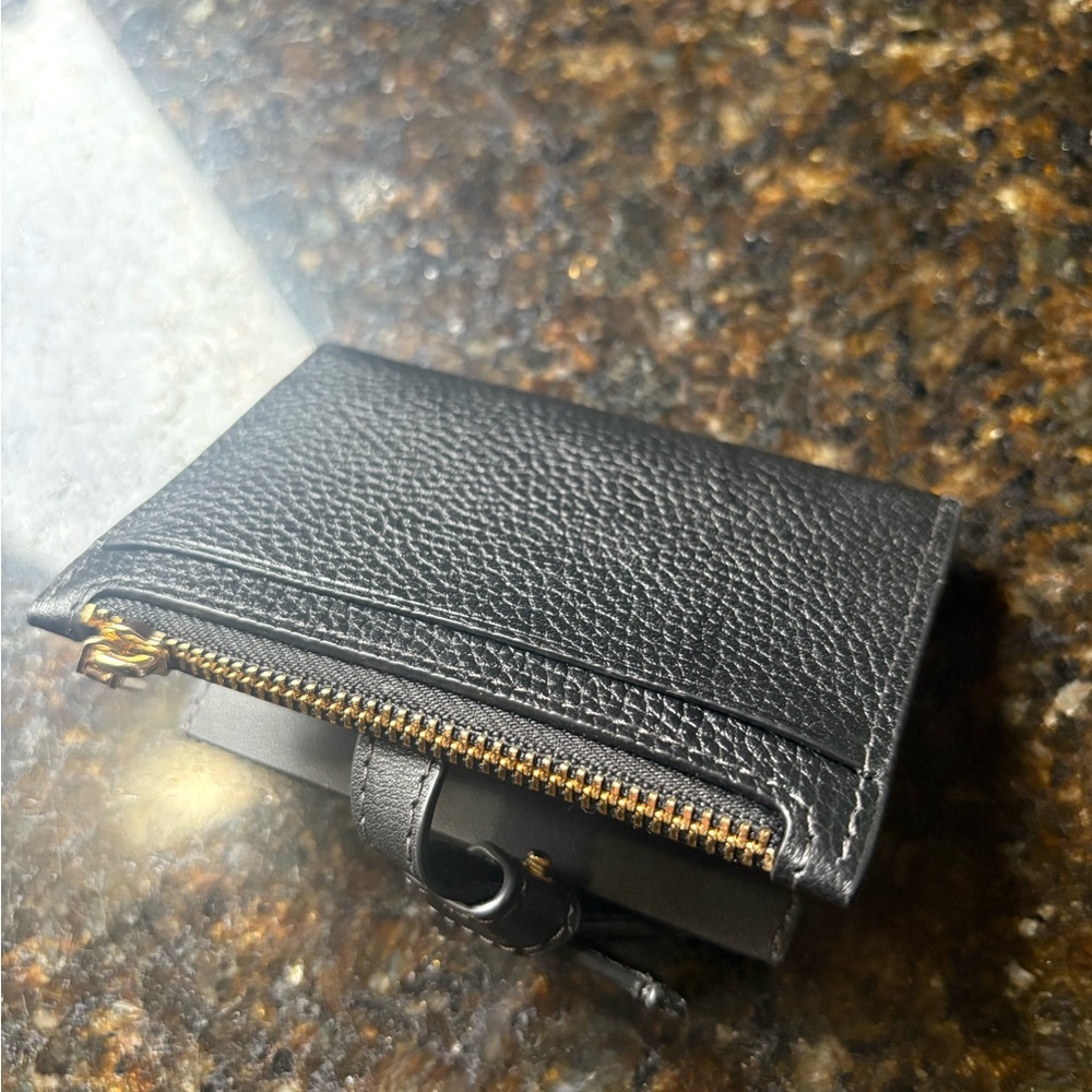 Kate Spade Madison Small Slim Card Holder.New, never used - Picture 6 of 6